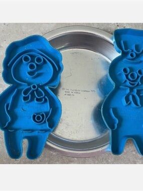 Vintage 1970s pillsbury  Novelty Cookie Cutters - Pair